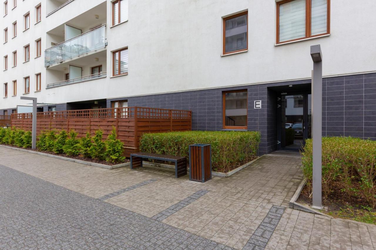 Apartament Na Woli Sowinskiego By Noclegi Renters Varsóvia Exterior foto