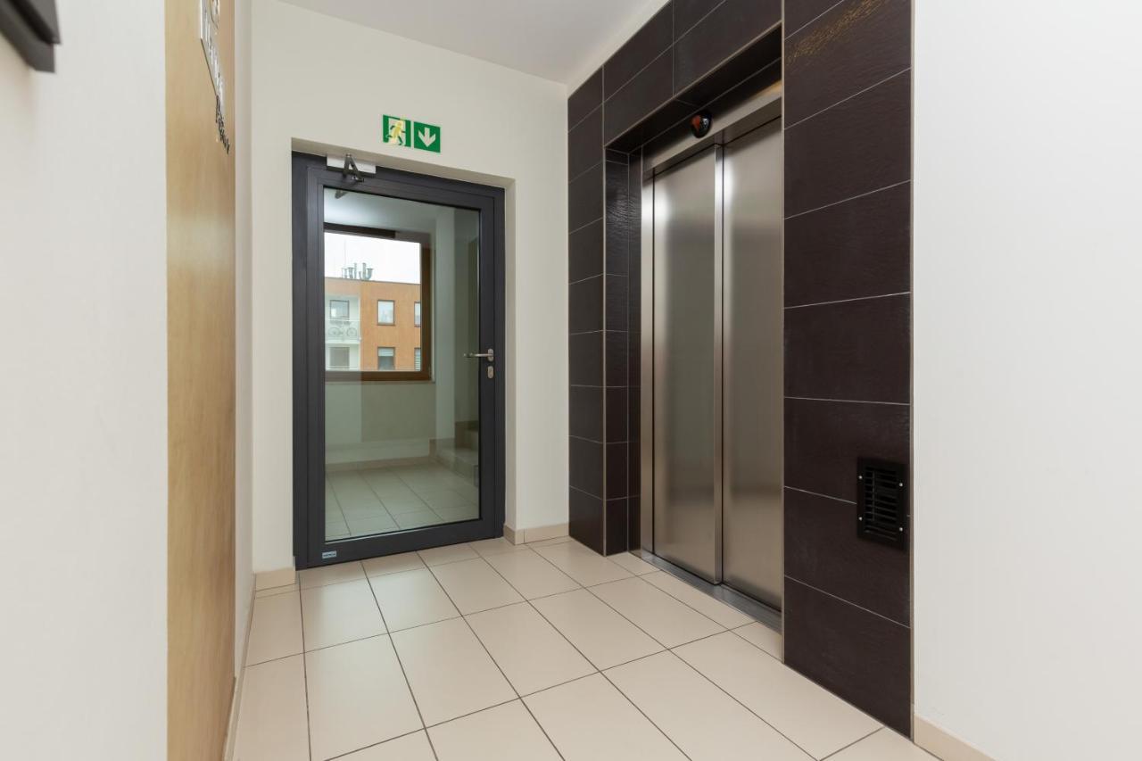 Apartament Na Woli Sowinskiego By Noclegi Renters Varsóvia Exterior foto