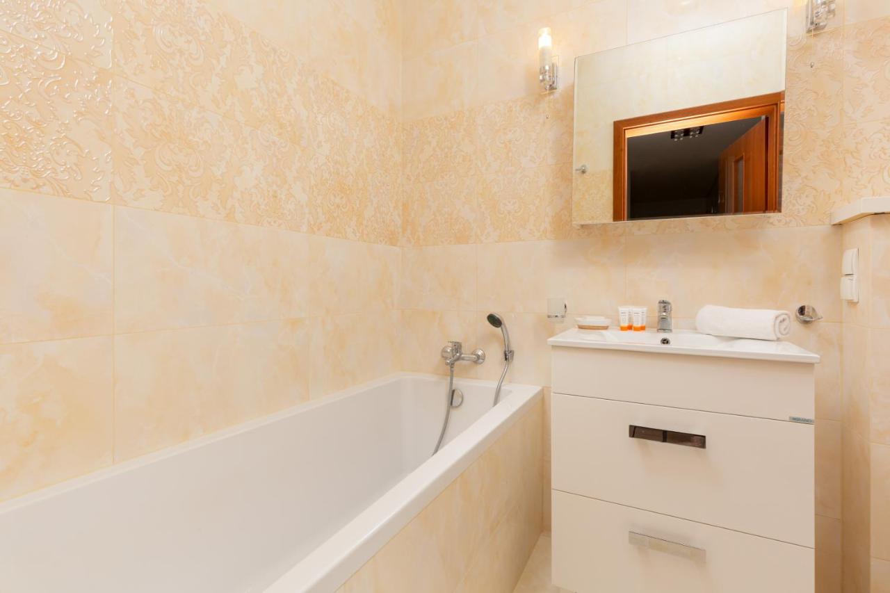 Apartament Na Woli Sowinskiego By Noclegi Renters Varsóvia Exterior foto